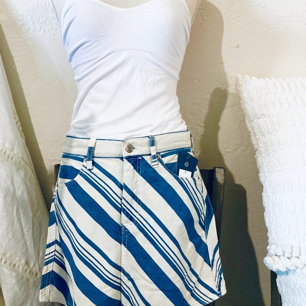 Bundle Blue and off White Skirt w White Tank